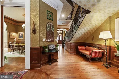 4 E Madison St, Baltimore, MD 21202 photo 14