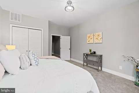 724 E 43rd St, Baltimore, MD 21212 photo 18