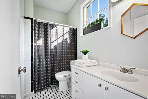 159 W Lanvale St #3, Baltimore, MD 21217 photo 34