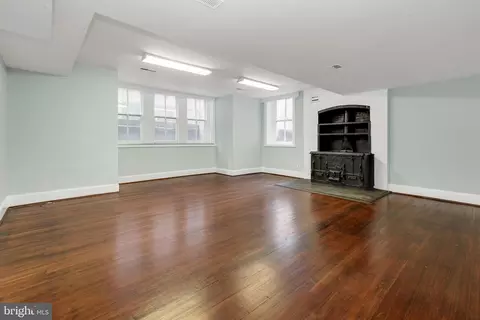 10 W Madison St #1, Baltimore, MD 21201
