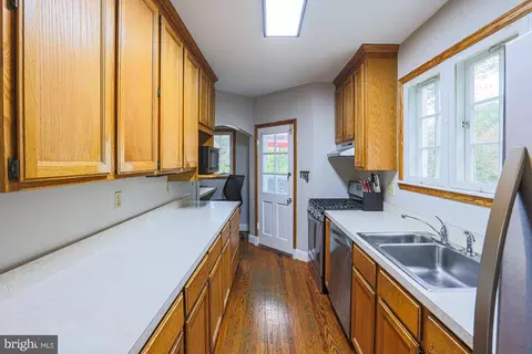 4100 Westview Rd, Baltimore, MD 21218 photo 13