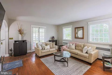 4100 Westview Rd, Baltimore, MD 21218 photo 5