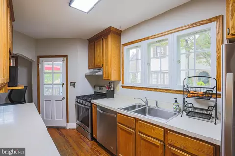 4100 Westview Rd, Baltimore, MD 21218 photo 14