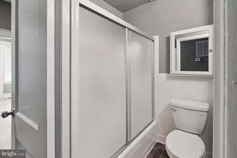 Bath - 2537 Quantico Ave, Baltimore, MD 21215 photo 1 of 6