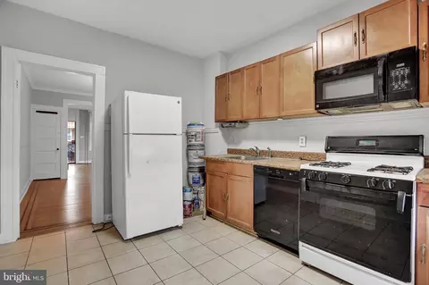 2853 Mayfield Ave, Baltimore, MD 21213 photo 6