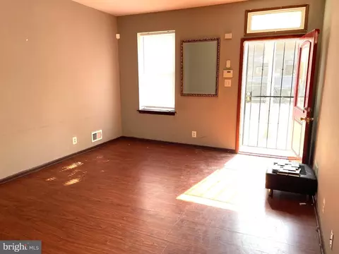 512 Mcmechen St, Baltimore, MD 21217 photo 2