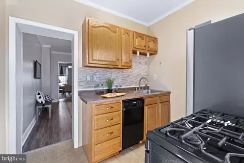 1111 W 40th St, Baltimore, MD 21211 photo 12