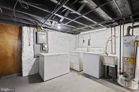 1111 W 40th St, Baltimore, MD 21211 photo 21