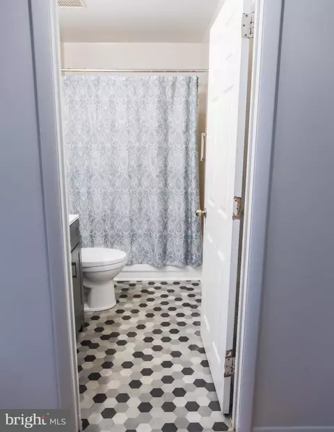 23 12 Cobber Ln, Baltimore, MD 21229 photo 39