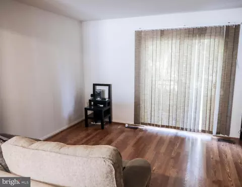 23 12 Cobber Ln, Baltimore, MD 21229 photo 22