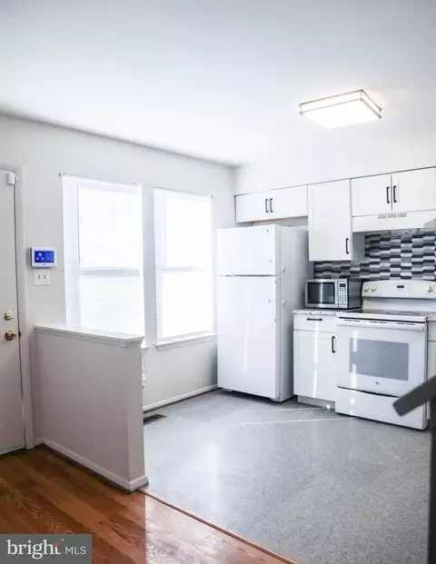 23 12 Cobber Ln, Baltimore, MD 21229 photo 11