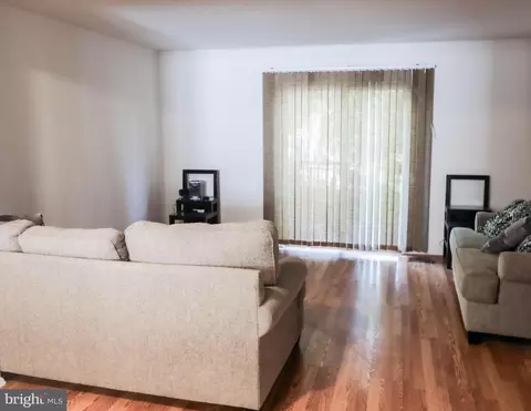 23 12 Cobber Ln, Baltimore, MD 21229 photo 25