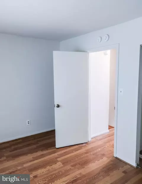 23 12 Cobber Ln, Baltimore, MD 21229 photo 47