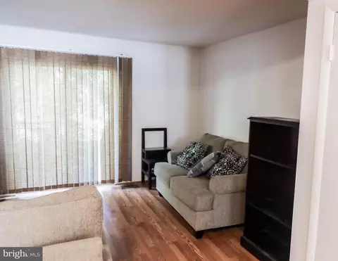 23 12 Cobber Ln, Baltimore, MD 21229 photo 24