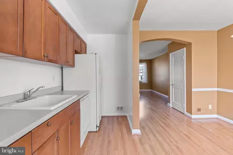 6823 Conley St, Baltimore, MD 21224 photo 7