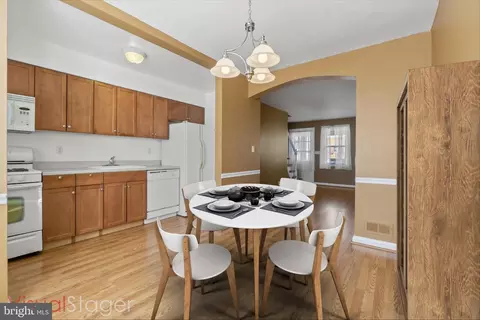 6823 Conley St, Baltimore, MD 21224 photo 4