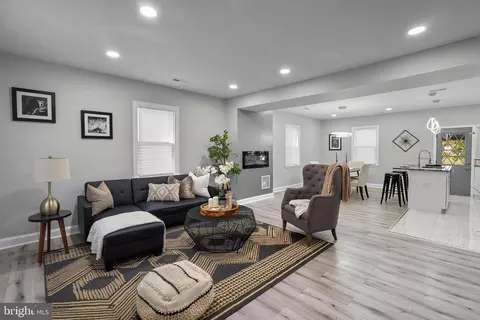 5500 Lothian Rd, Baltimore, MD 21212