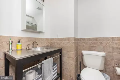 425 S Robinson St, Baltimore, MD 21224 photo 14