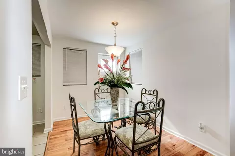 Dining - 3619 Brehms Ln, Baltimore, MD 21213 photo 2 of 3