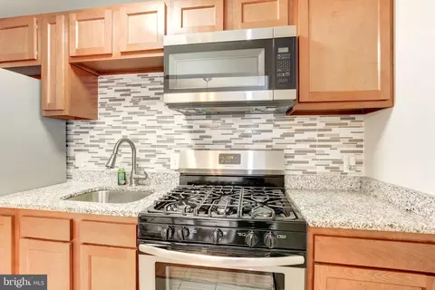 Kitchen - 3619 Brehms Ln, Baltimore, MD 21213 photo 3 of 3