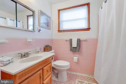 4405 Springwood Ave, Baltimore, MD 21206 photo 13