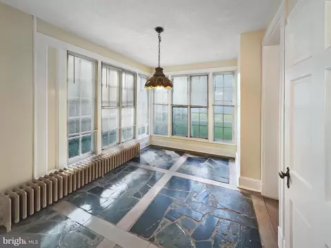 707 Dryden Dr, Baltimore, MD 21229 photo 13