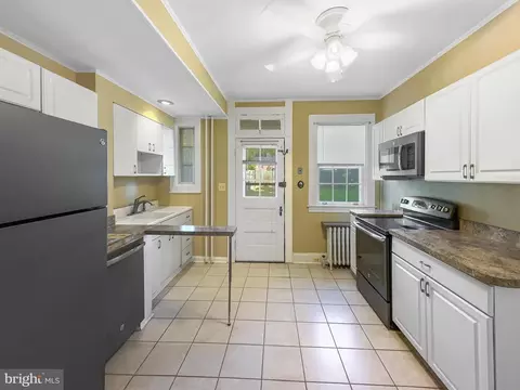 707 Dryden Dr, Baltimore, MD 21229 photo 18