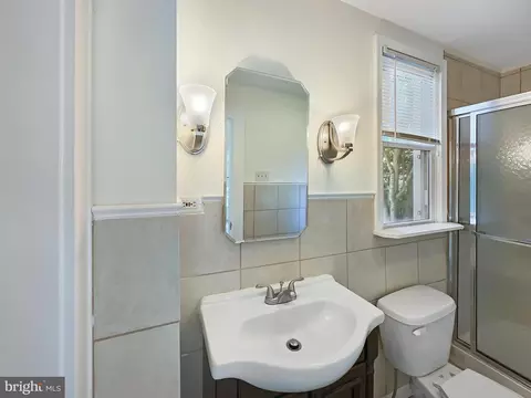 707 Dryden Dr, Baltimore, MD 21229 photo 16