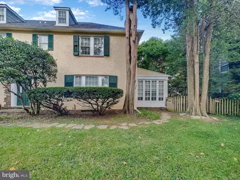 707 Dryden Dr, Baltimore, MD 21229 photo 4