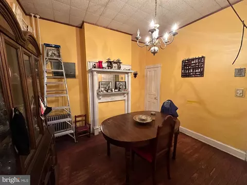 1821 N Mount St, Baltimore, MD 21217 photo 5