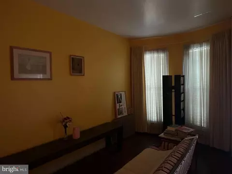 1821 N Mount St, Baltimore, MD 21217 photo 8