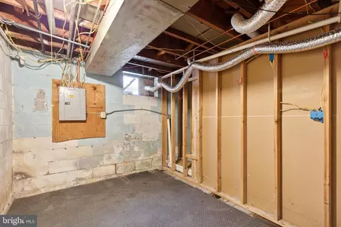 313 Charter Oak Ave, Baltimore, MD 21212 photo 41