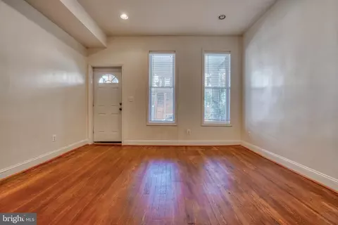 529 E 38th St, Baltimore, MD 21218 photo 7