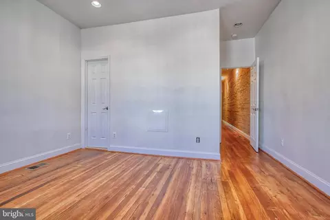 529 E 38th St, Baltimore, MD 21218 photo 27