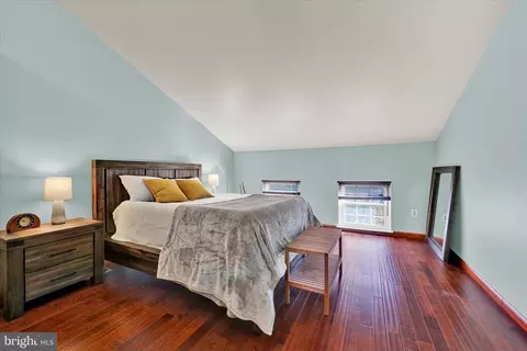 124 N Wolfe St, Baltimore, MD 21231 photo 11