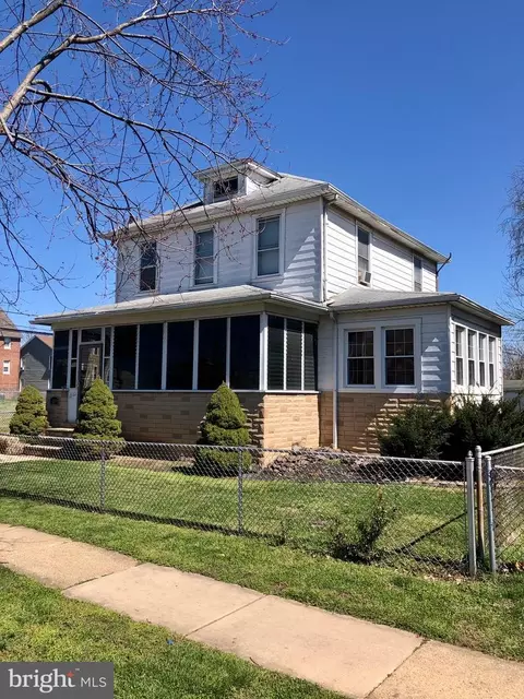 3809 5th St, Baltimore Highlands, MD 21225