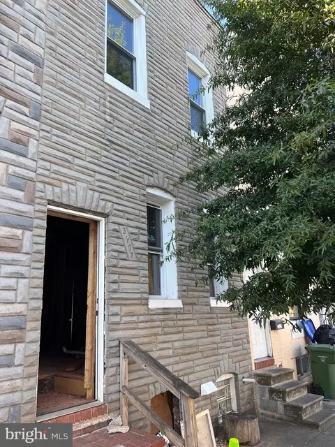 3407 E Lombard St, Baltimore, MD 21224 photo 2