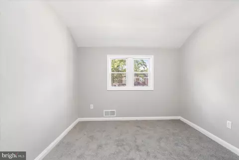 653 Brisbane Rd, Baltimore, MD 21229 photo 24