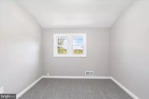 653 Brisbane Rd, Baltimore, MD 21229 photo 29