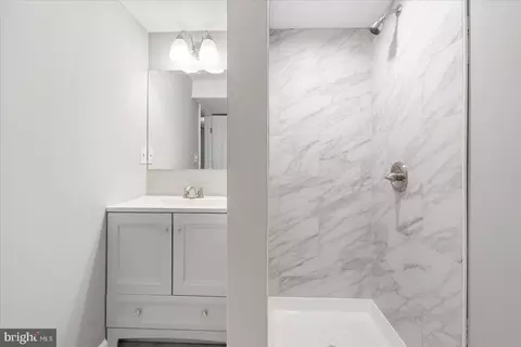 653 Brisbane Rd, Baltimore, MD 21229 photo 18