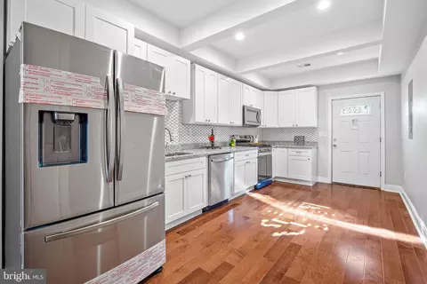 823 N Bradford St, Baltimore, MD 21205