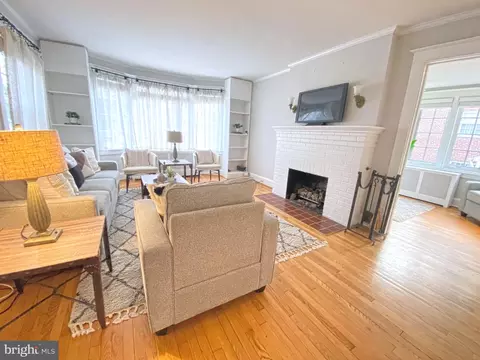 306 Saint Dunstans Rd, Baltimore, MD 21212 photo 7