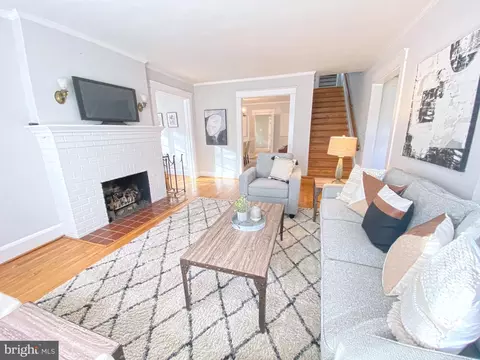 306 Saint Dunstans Rd, Baltimore, MD 21212 photo 11