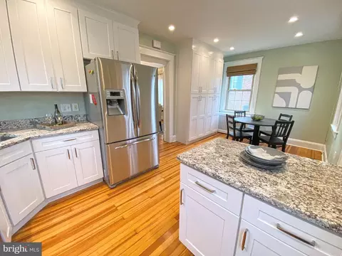 306 Saint Dunstans Rd, Baltimore, MD 21212 photo 22