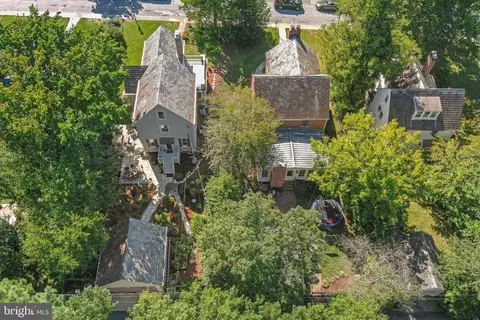 306 Saint Dunstans Rd, Baltimore, MD 21212 photo 53