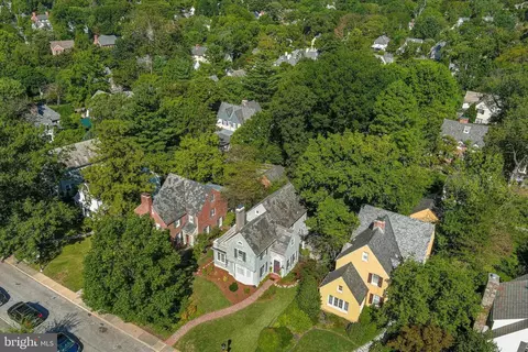 306 Saint Dunstans Rd, Baltimore, MD 21212 photo 47