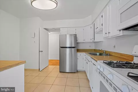 3 Hamill Rd #3F, Baltimore, MD 21210 photo 5
