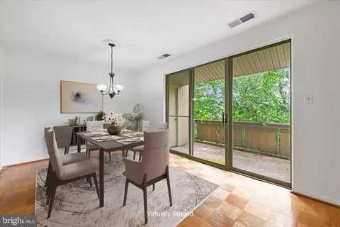 3 Hamill Rd #3F, Baltimore, MD 21210 photo 8