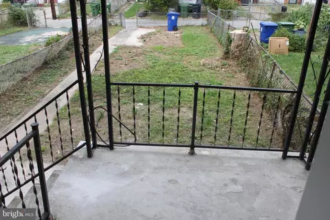 48 Benkert Ave, Baltimore, MD 21229 photo 3