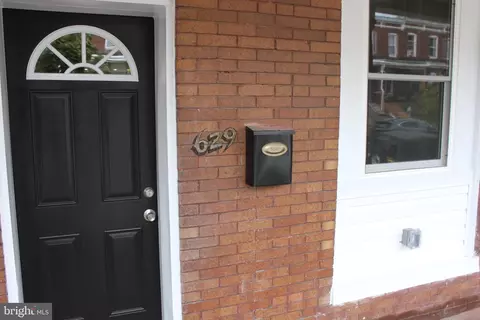 629 E 36th St, Baltimore, MD 21218 photo 2